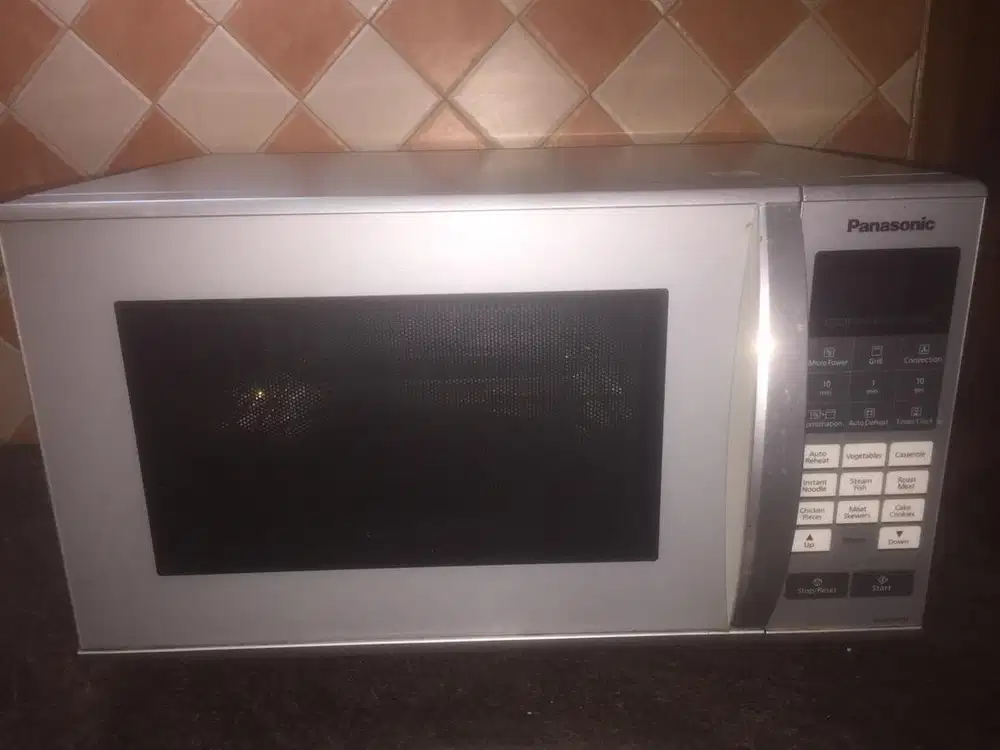 Microwave Panasonic NN-CT655M