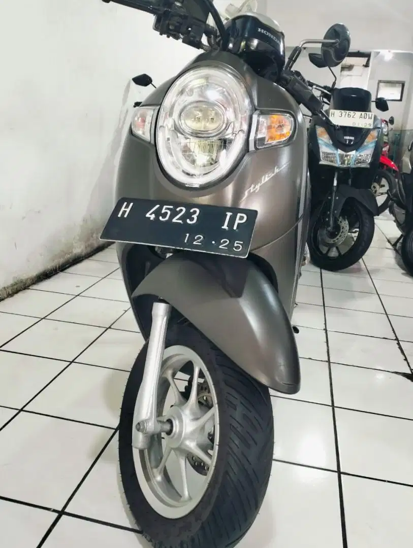 Honda NEW Scoopy Stylish