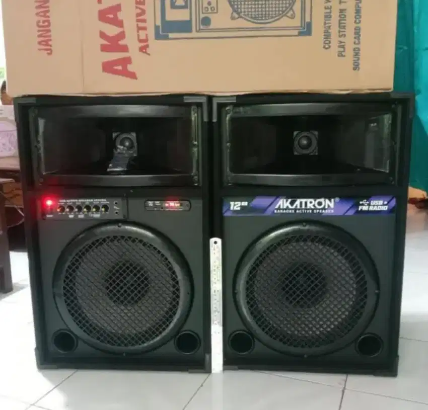 Speaker 12 inch 2 box baru