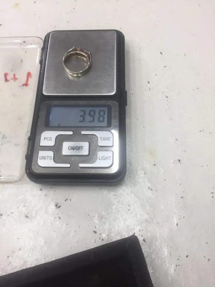 Menerima emas dgn kondisi putus patah surat hilang dan logam mulia dll