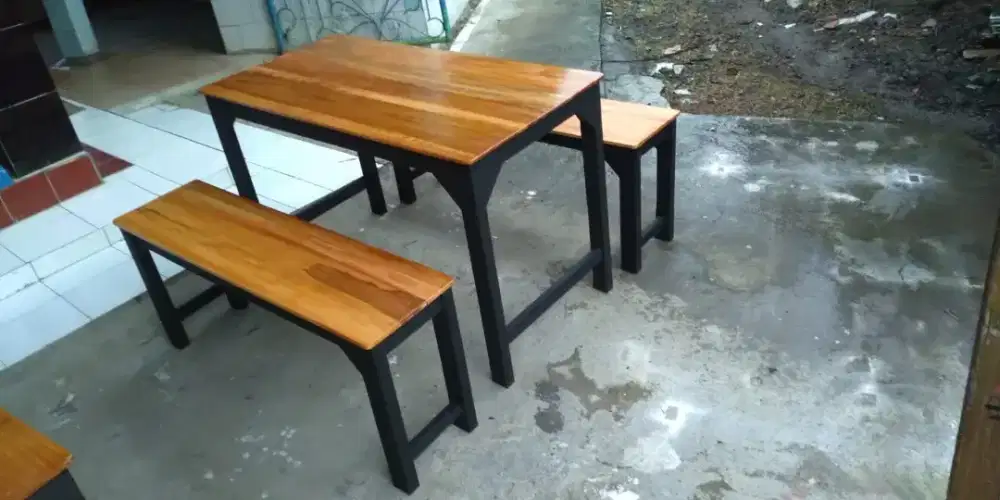 Set meja kursi cafetaria
