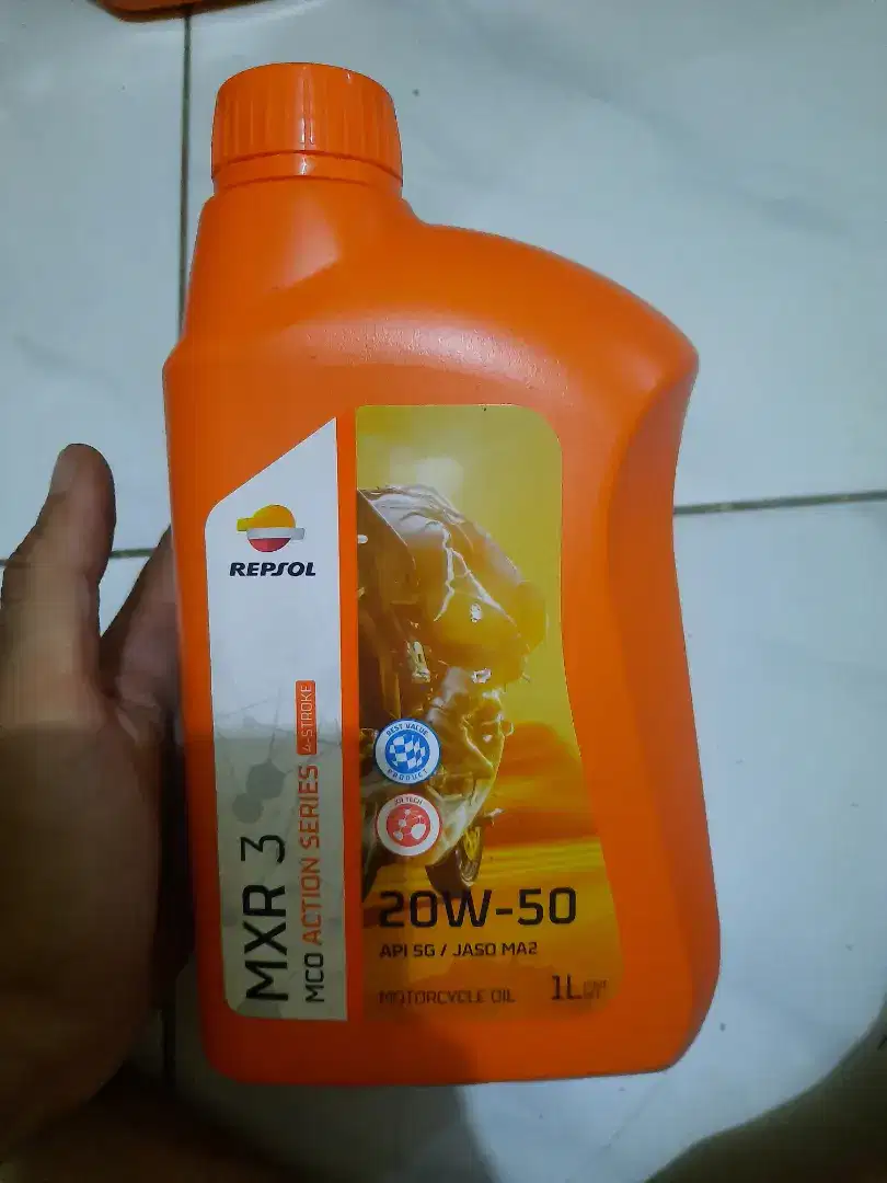 Oli repsol untuk motor 0,8 dan 1lt manual dan matic