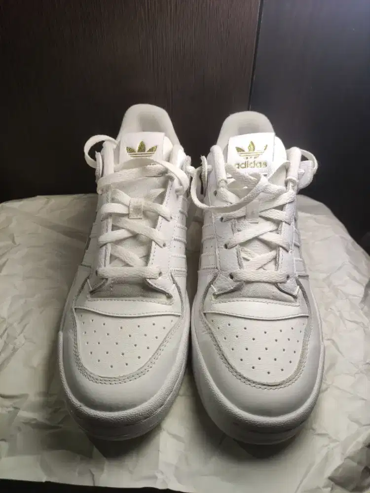 adidas.  No. 43.    Ori.