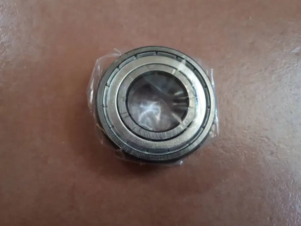 FAG Bearings 6205-2Z C3 made in Korea (A-831)