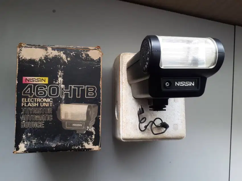 Nissin 460 HTB Electronic Flash Unit -Thyristor Automatic Bounce A-363
