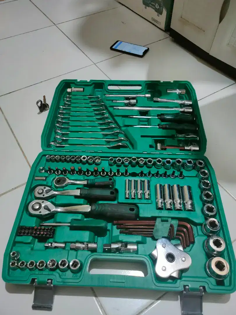 toolset isku 121 pcs kunci shock kunci ring kunci L