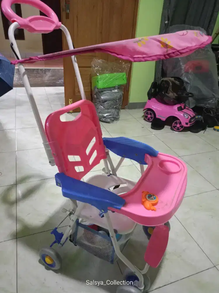 Stroller makan bayi family