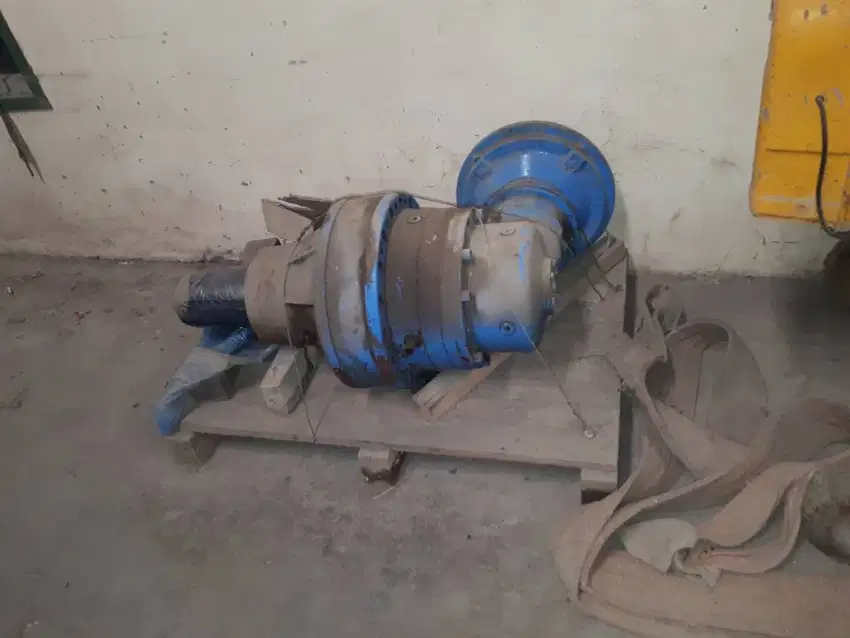 Bonfiglioli Angle Reduction Gear , 37 KW class (A-521)
