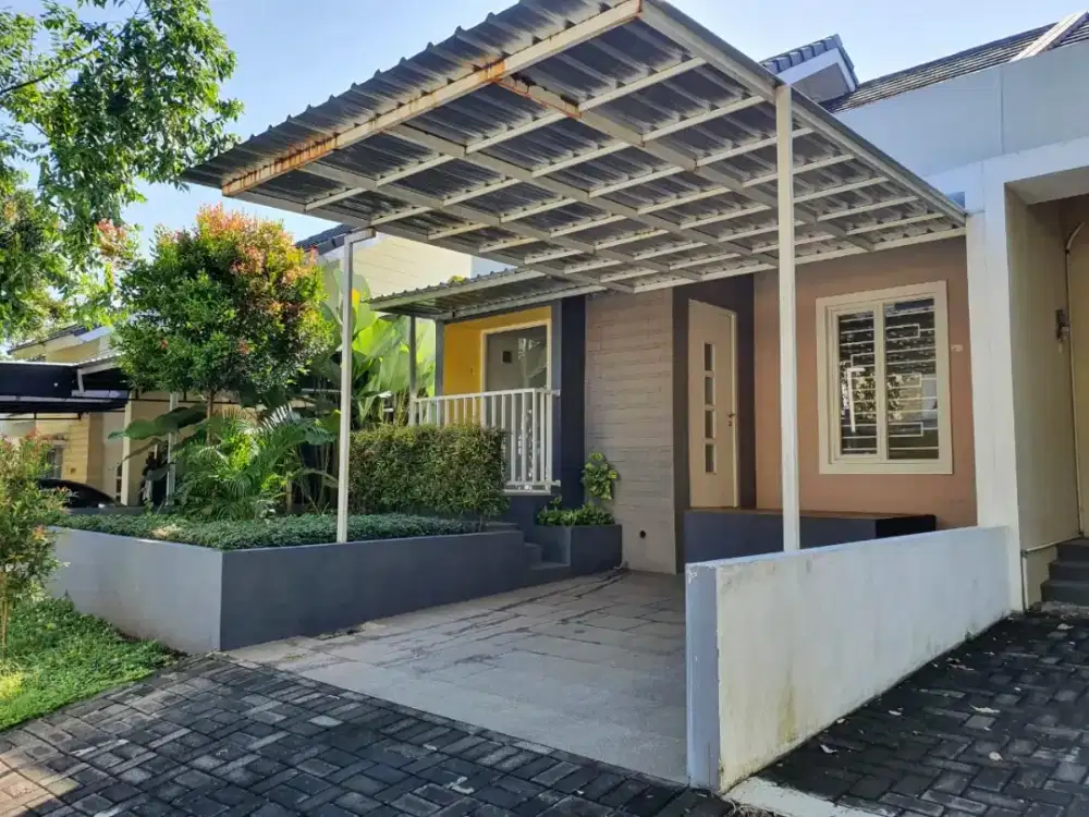Dijual Rumah Di Graha Taman Pelangi Bsb city