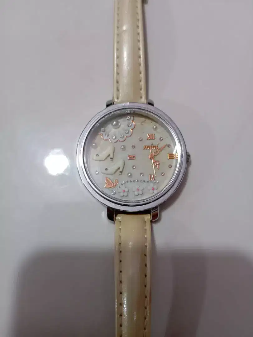 Jam tangan anak cewek Mini