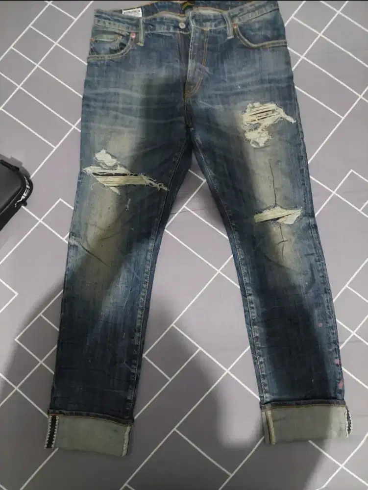 Bespoke Jeans Lab LP:91.5cm P:103cm