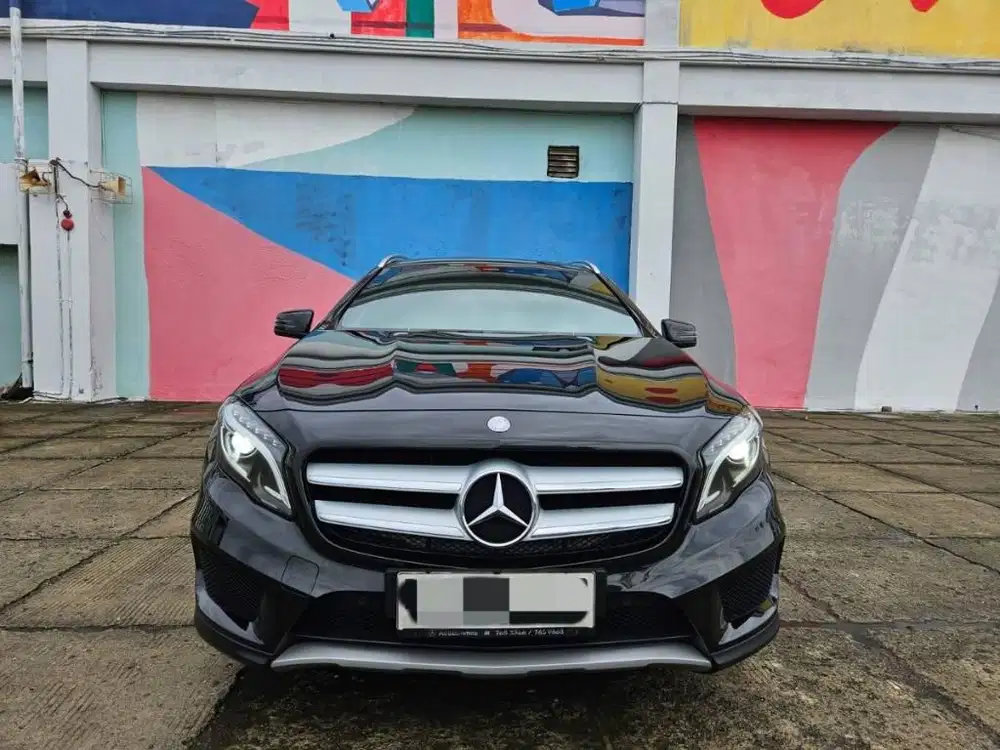 Mercedes-Benz GLA 200 AMG 2015
