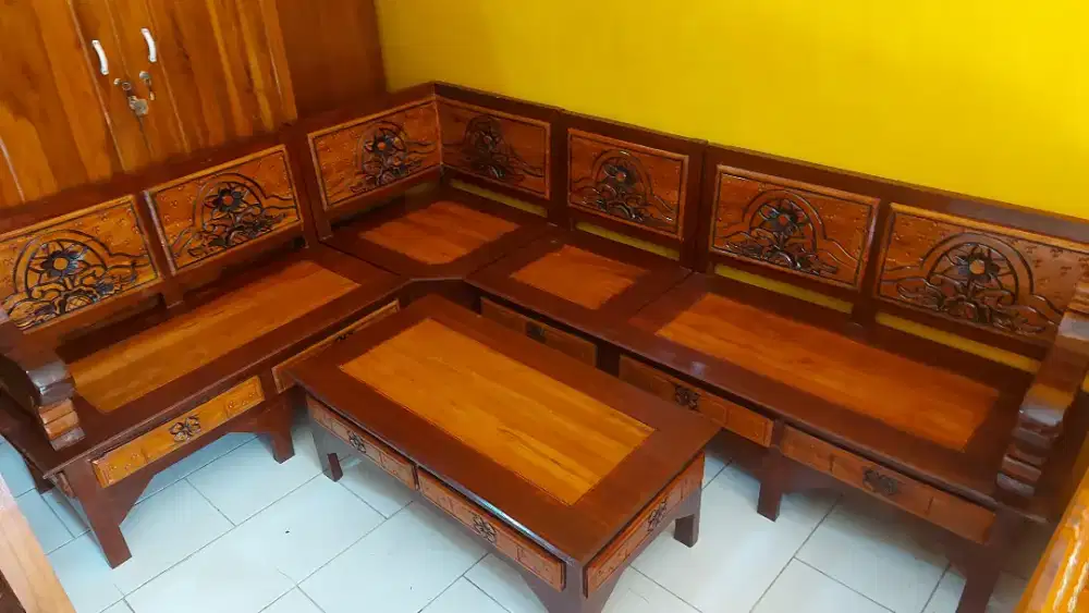 Kursi tamu sudut kayu jati