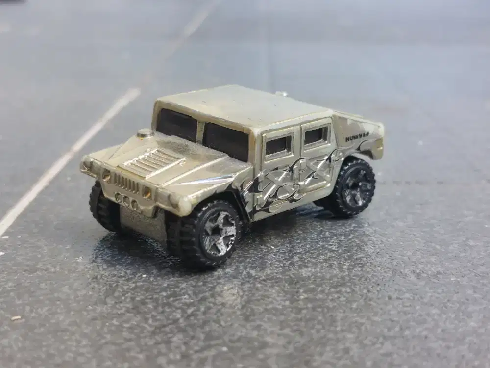 HotWheels Humvee silver h1