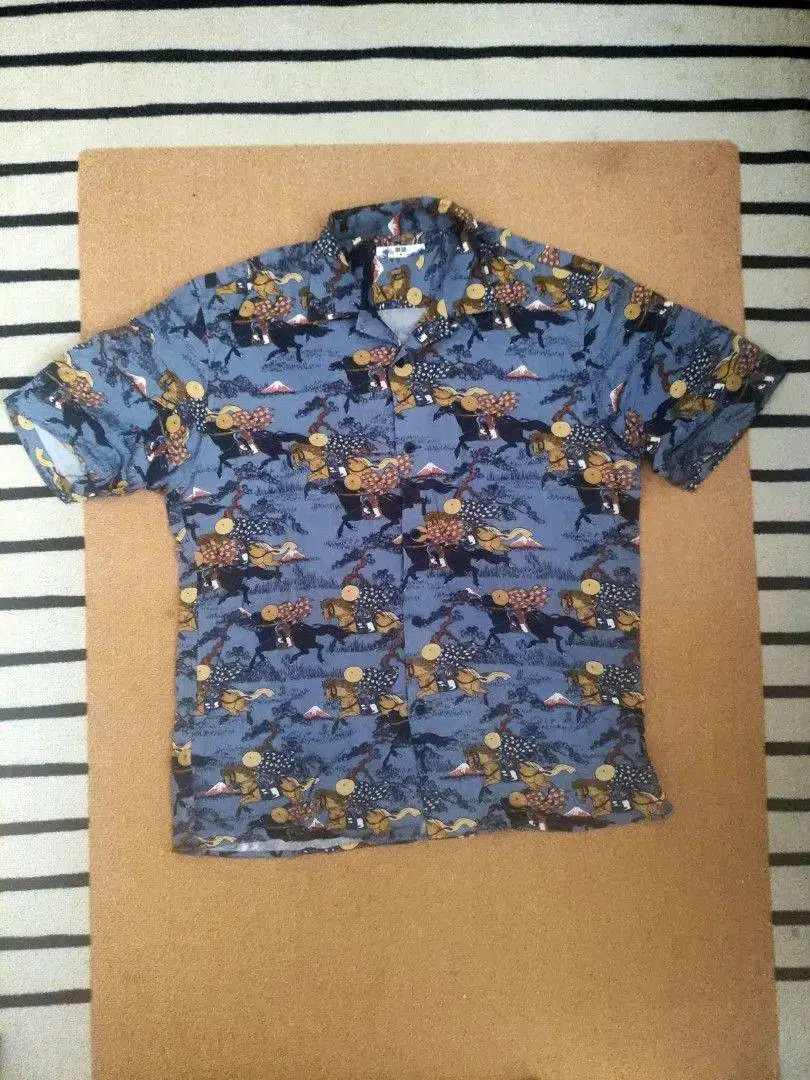 uniqlo kemeja motif pattern original hawai