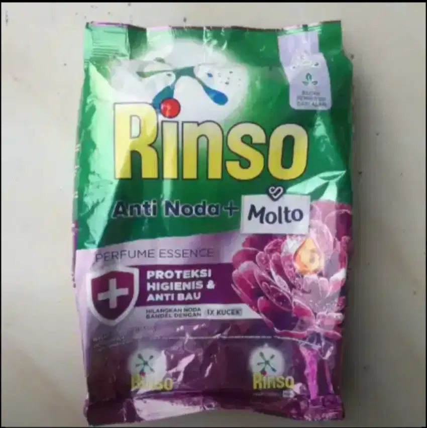 Rinso bubuk anti noda molto 770 gram Rp 22.000
