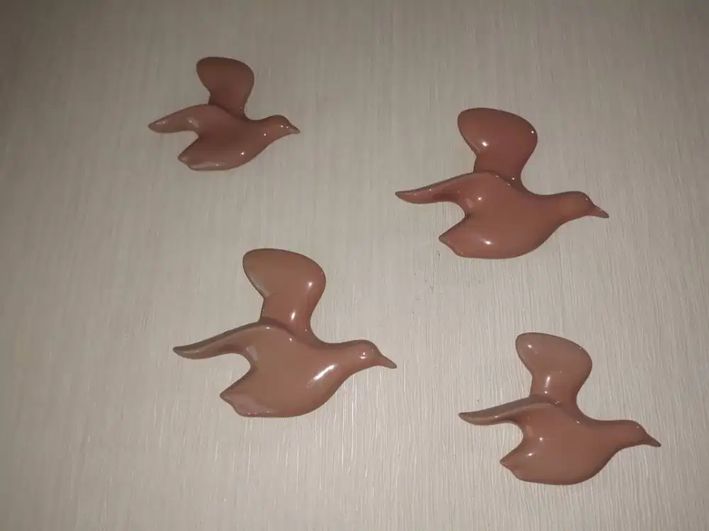 Ornament Dinding 4 Doves on The Sky Burung Merpati (A-108)