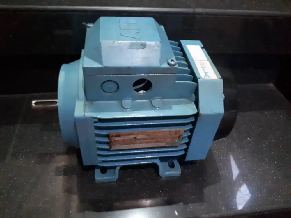 Bike Electric Motor ABB IE2 0.75 KW , 1415 rpm/50 Hz , IP55 (A-572)