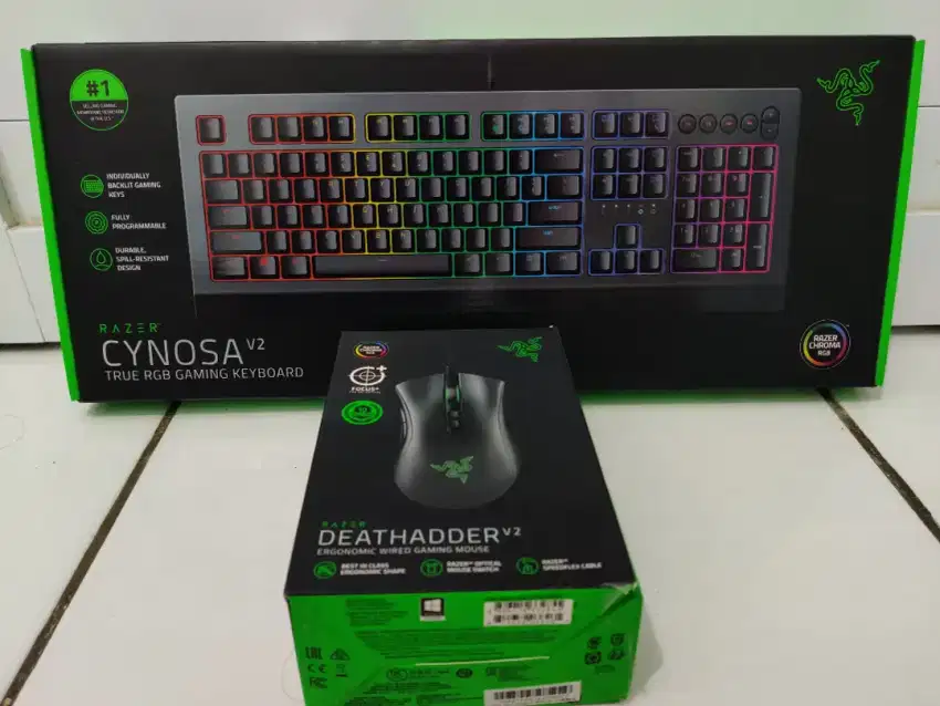 Keyboard Razer Cynosa V2 Dan Mouse Razer Deathadder V2