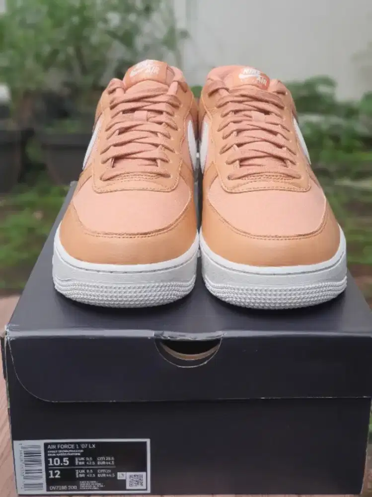 Size 44,5 - Nike AirForce 1 07 Amber Brown