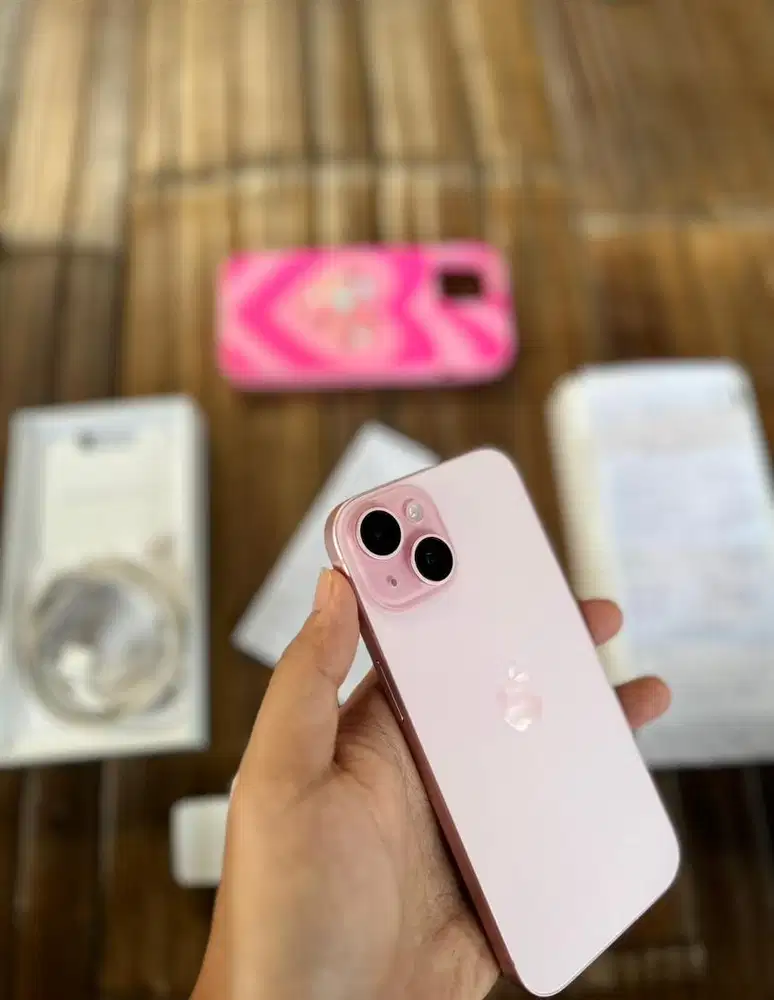 iphone 15 128gb garansi ibox maret 2025 bh 100