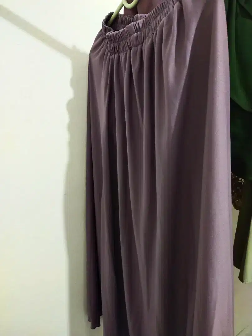 Rok wanita polos dusty ungu