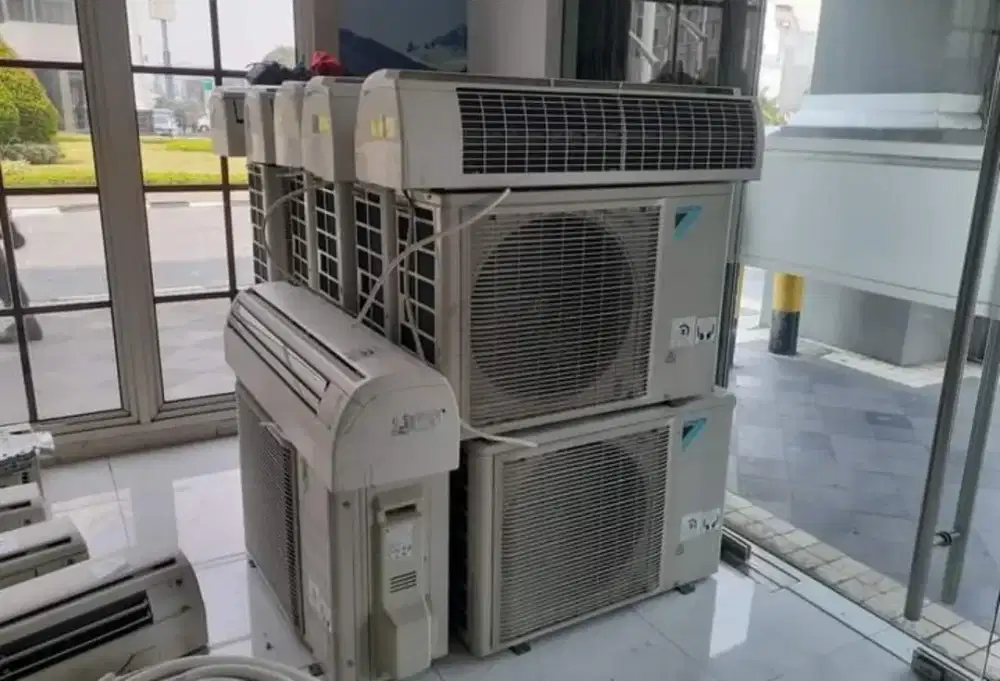Di cari untuk di beli AC bekas segala kondisi