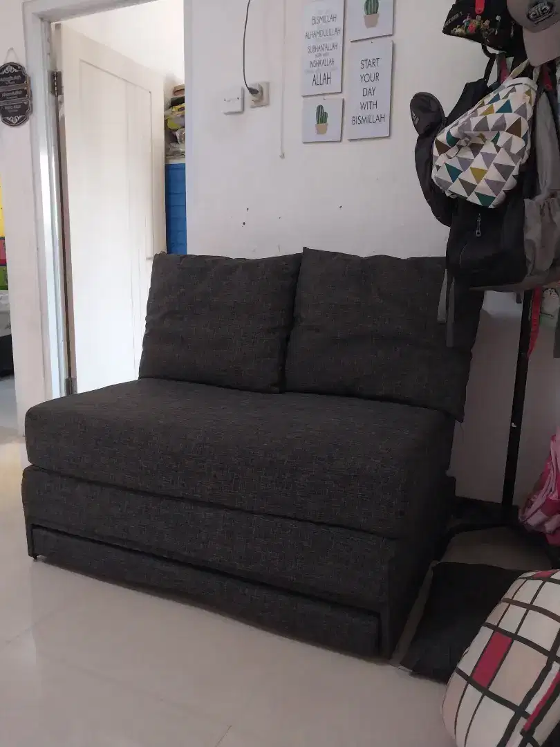 Dijual Sofa bed lipat good condition