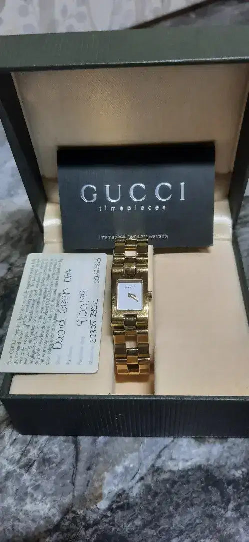 Jam tangan GUCCI 2305L wiss made