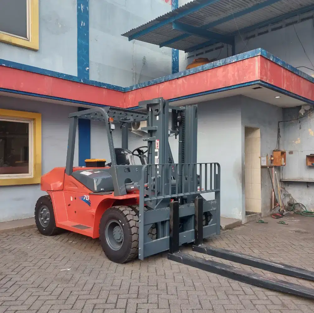Forklift Heli 7 Ton mesin isuzu 6BG1 japan unit ready stock sidoarjo