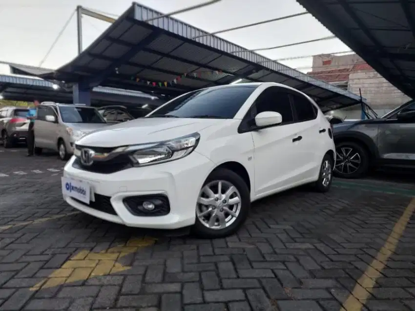 DP MURAH Honda Brio Satya 1.2 E Bensin-MT 2022 Putih agSO