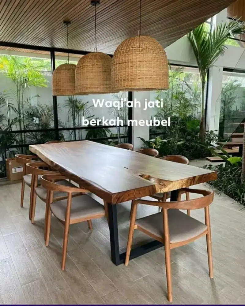 Meja makan jati solid Retro modern k 8, kayu jati tua