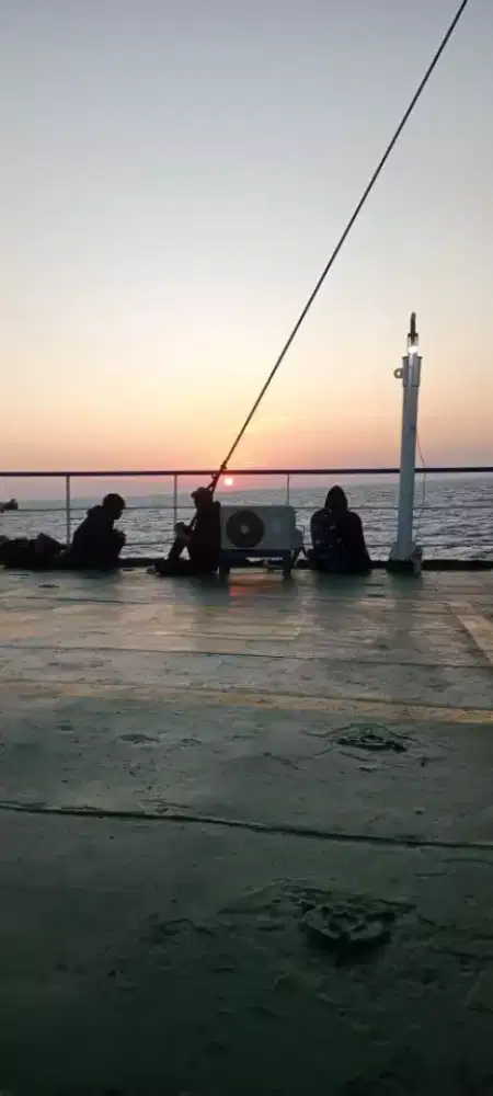 Cari lowongan kerja serabutan yang ada mess nya