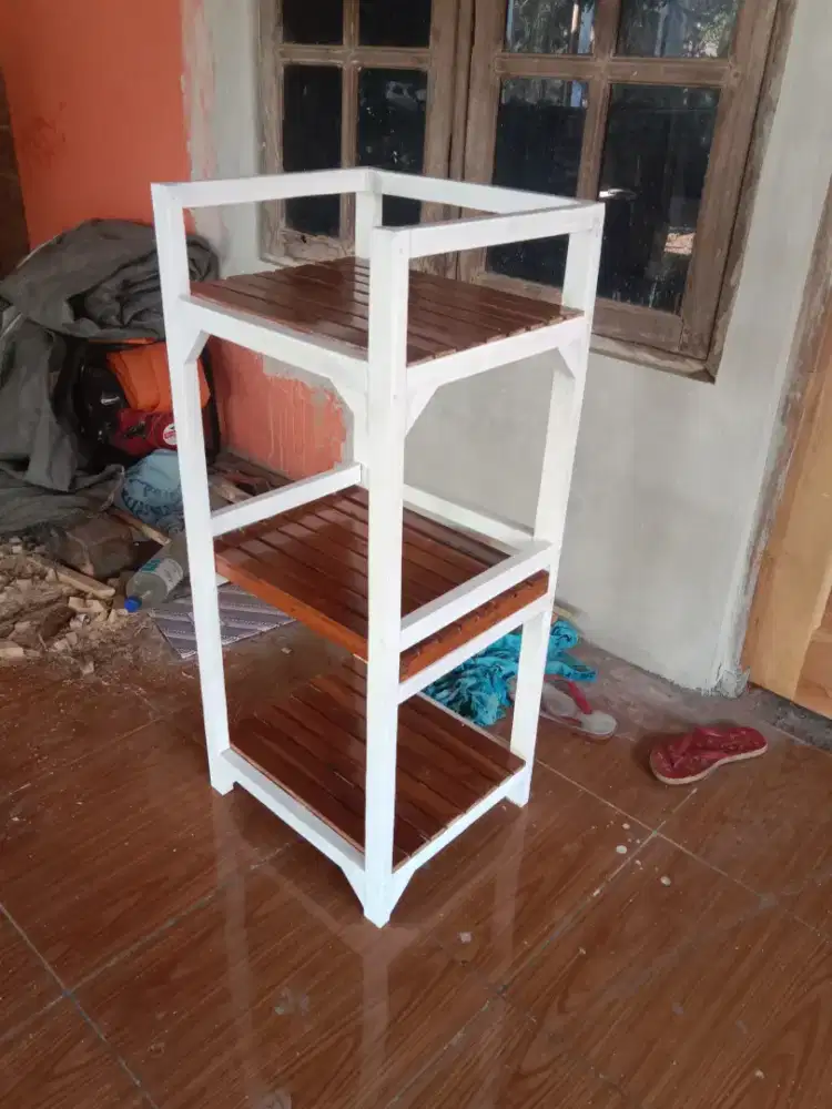 Rak kayu bisa custom