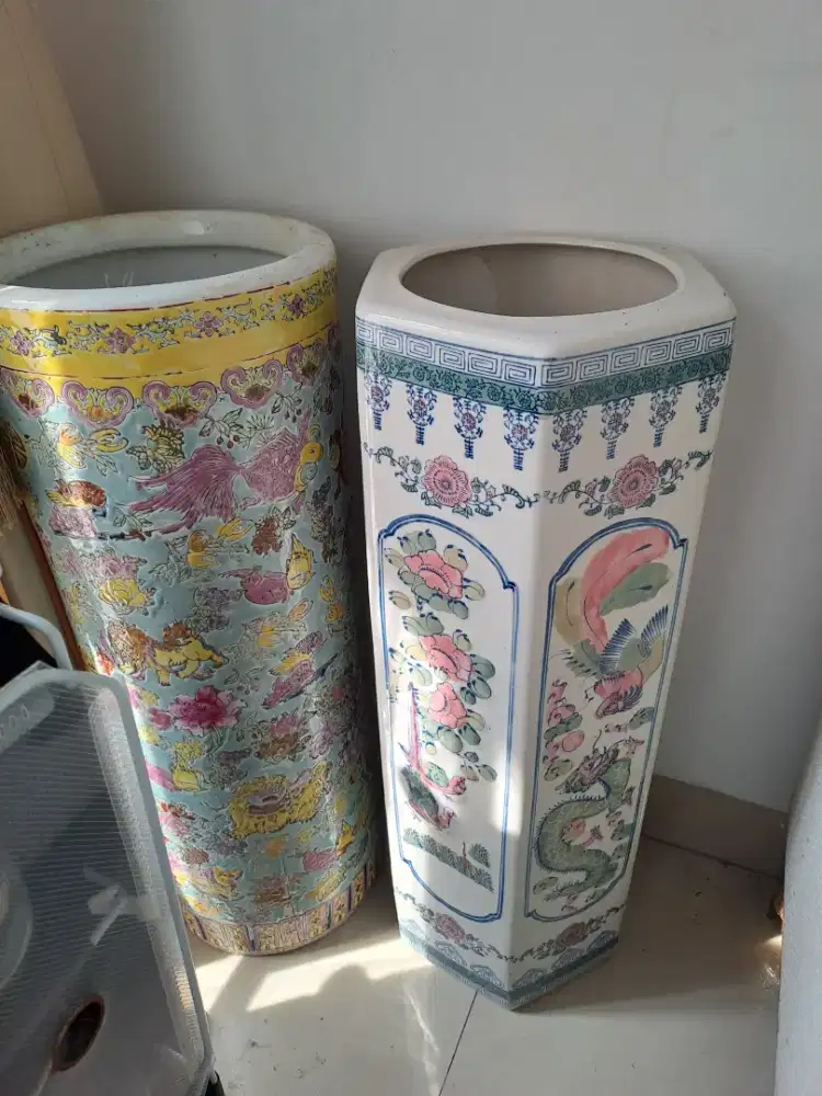 Guci keramik motif cantik