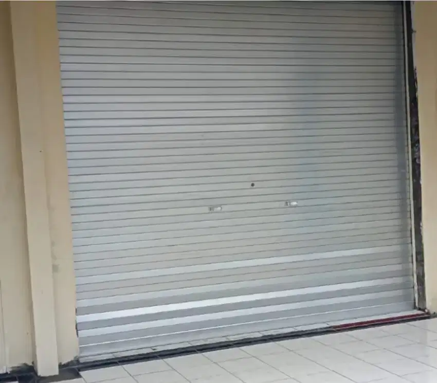 Service dan pembuatan Rolling door