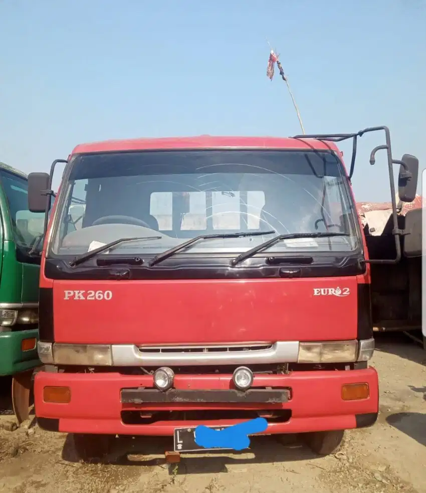 Jual Truck Nissan Head Tractor'05