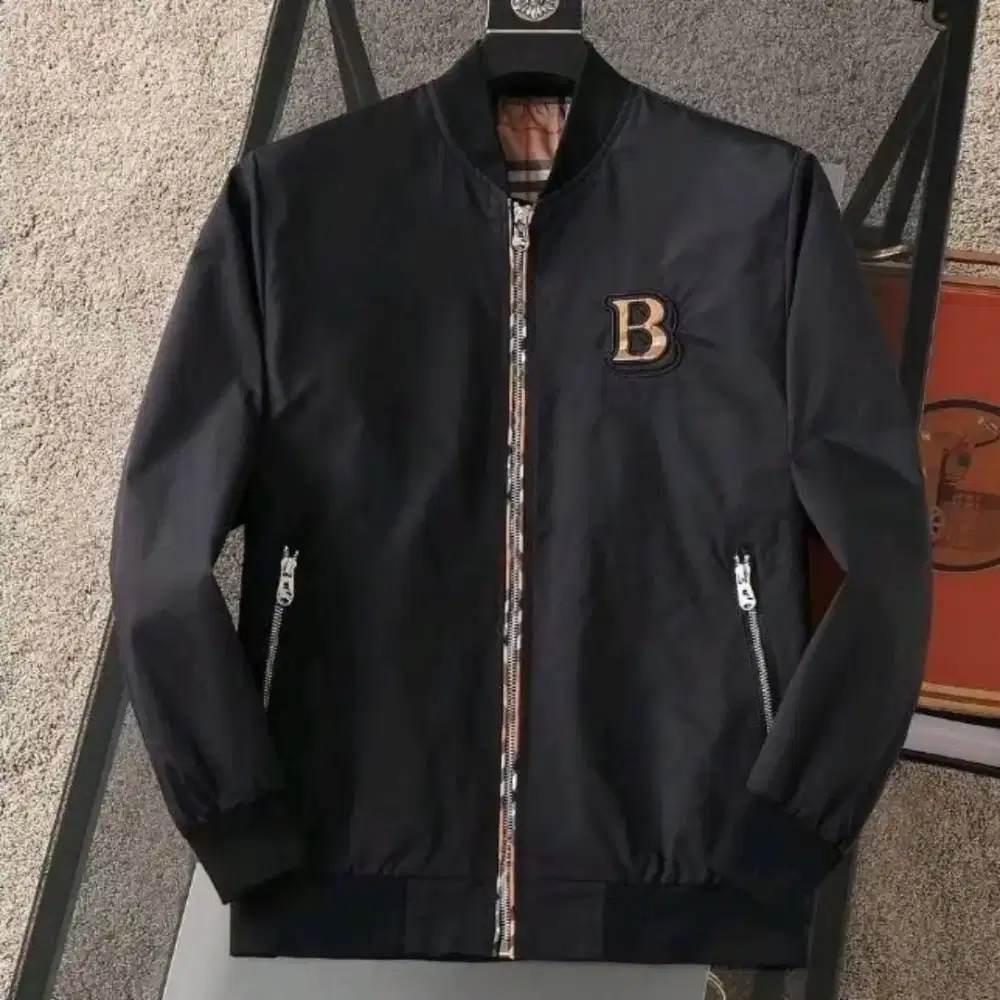 JAKET BURBERRY BOMBER BRANDED IMPORT