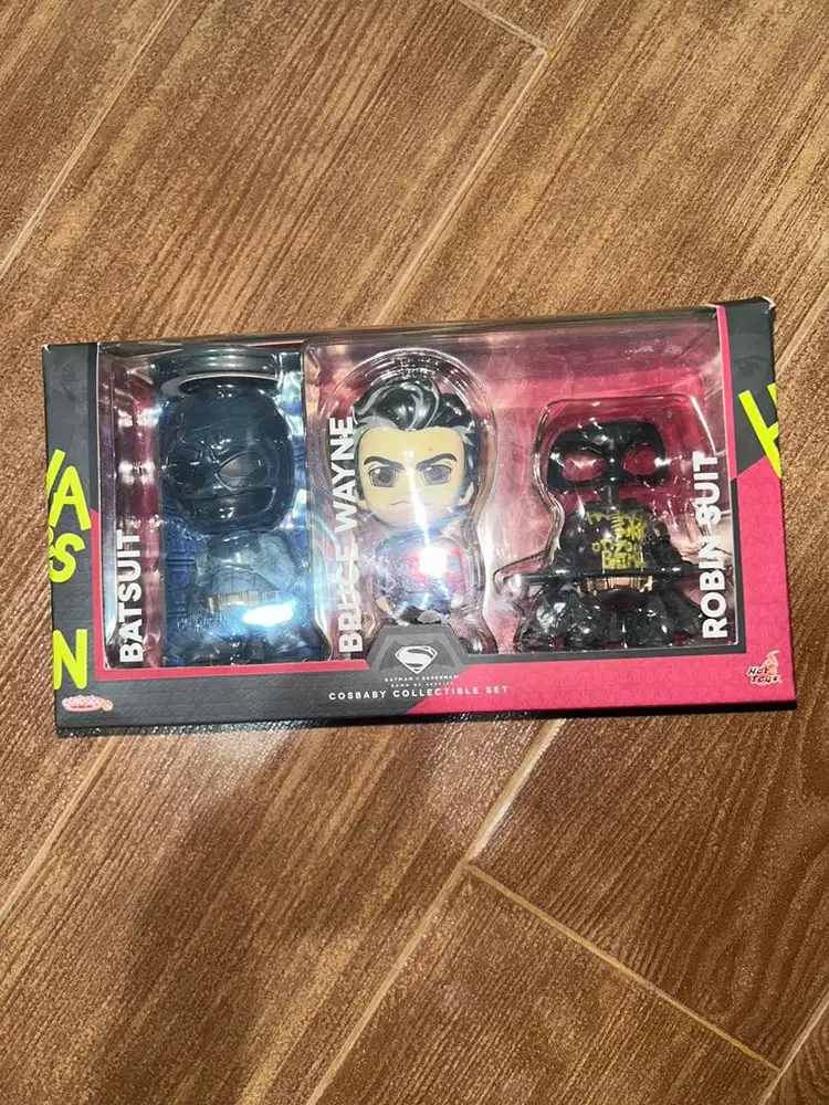 action figure hottoys mini pop batman