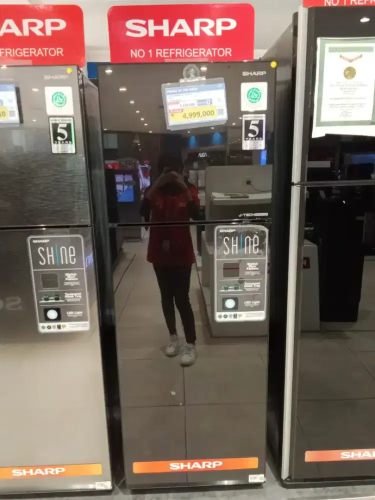 Kulkas merk sharp promo bunga 2,59%