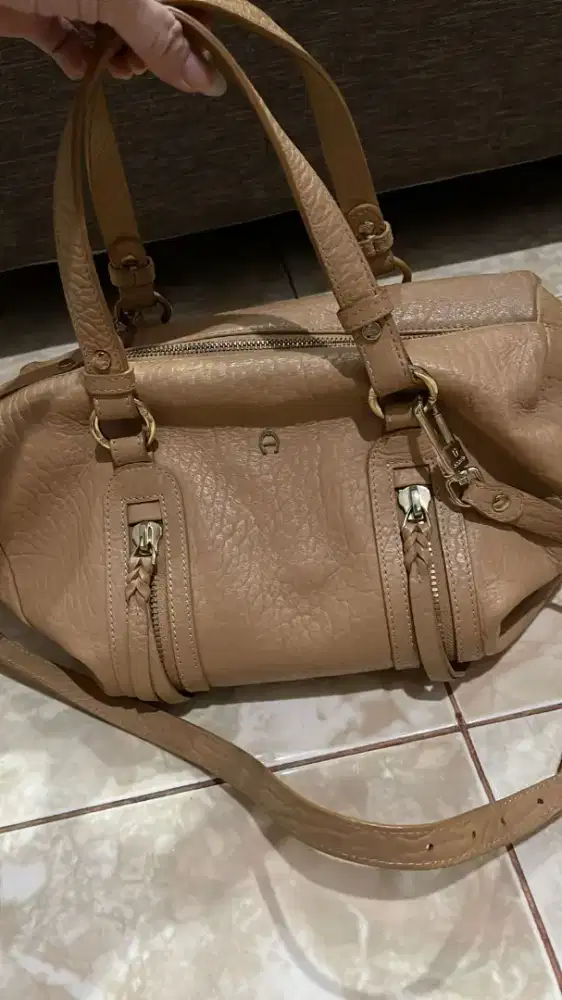 TAS SELEMPANG AIGNER ORIGINAL