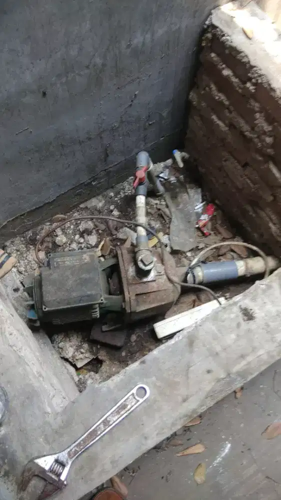 SERVICE TV,KULKAS,LISTRIK,MESIN AIR,DAN LAIN LAIN