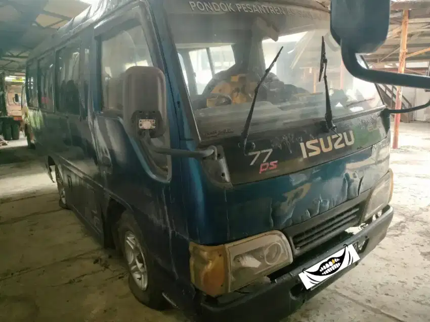 Bus Isuzu ELF 4rd Th 2004 Murah Meriah