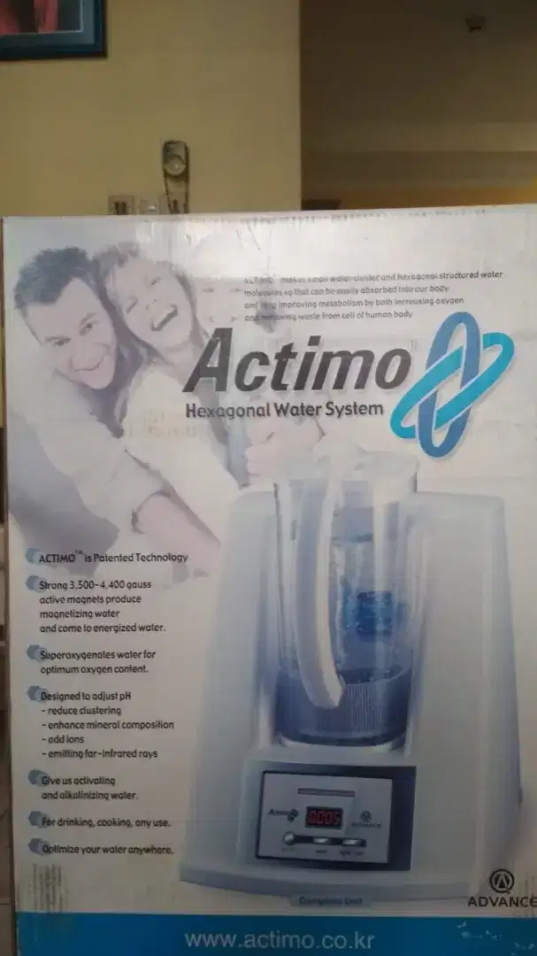 Actimo Gold Hexagonal Water System