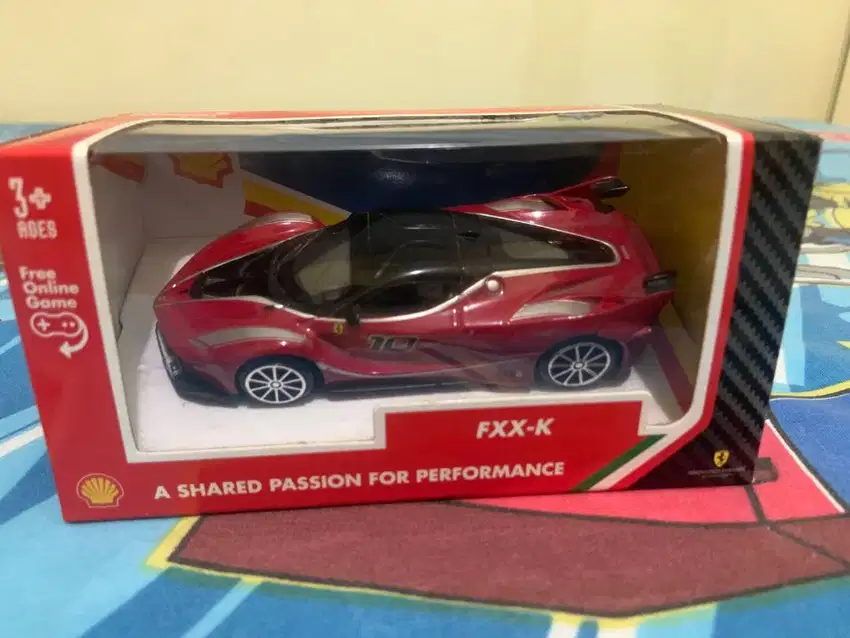 Shell Diecast Ferrari Burago FXX-K v power v-power Ferari Red