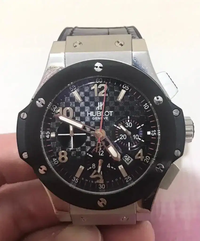 Jam Hublot Big Bang Black