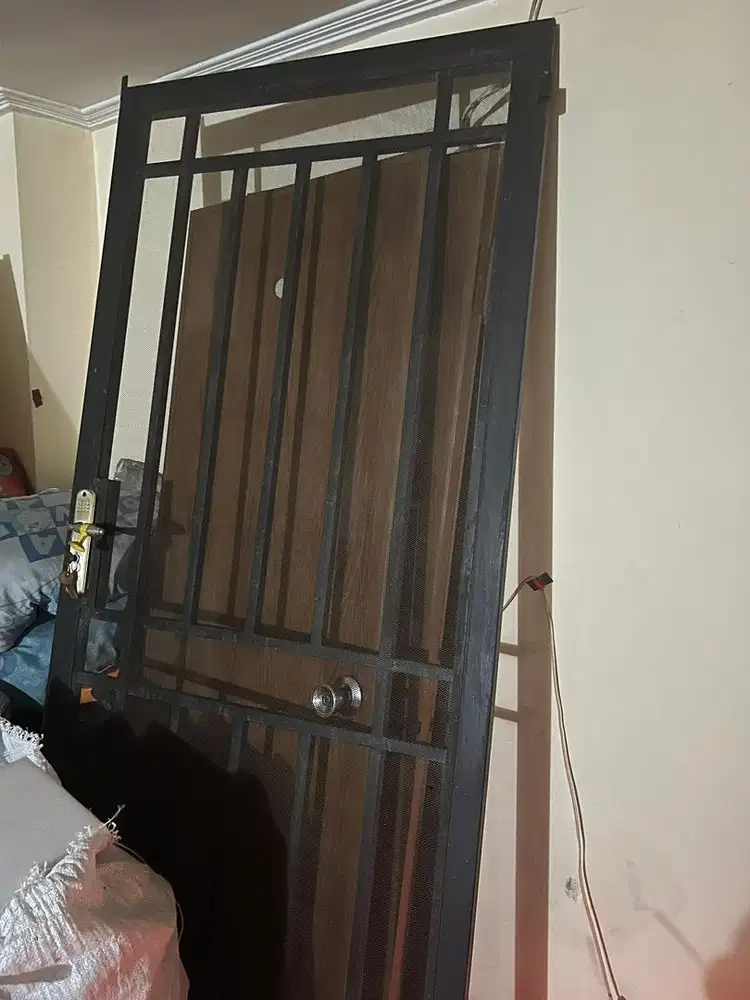 Pintu Kawat Nyamuk Besi Baja Ukuran Standard