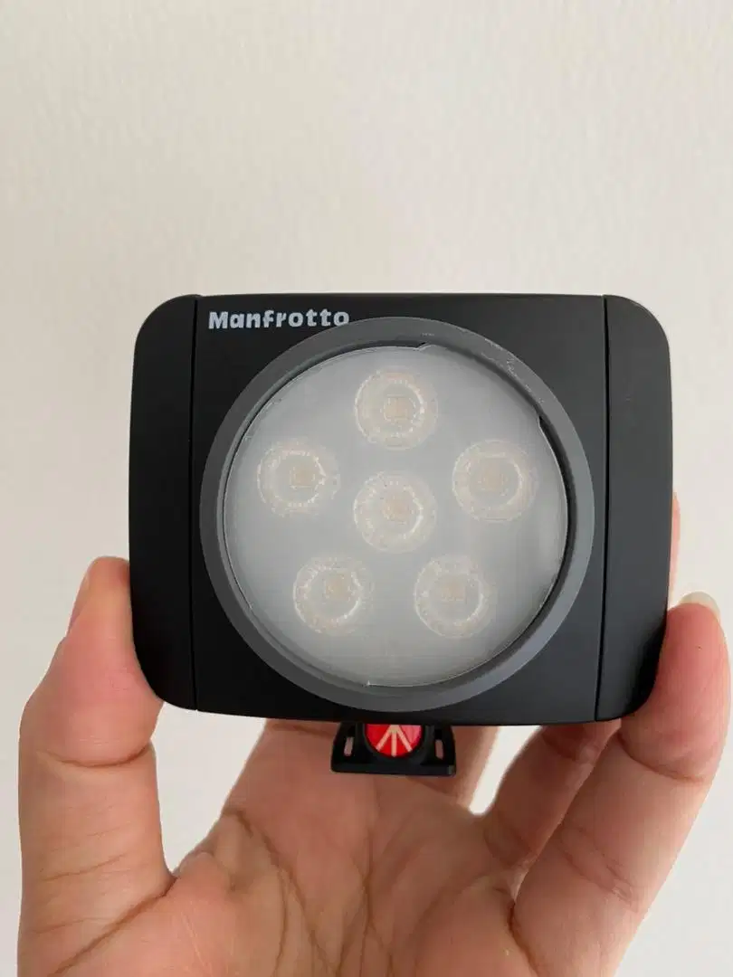 PRELOVED - Manfrotto Lumimuse 6 LED Lights