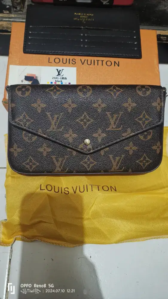 Tas Import Louis (LV)