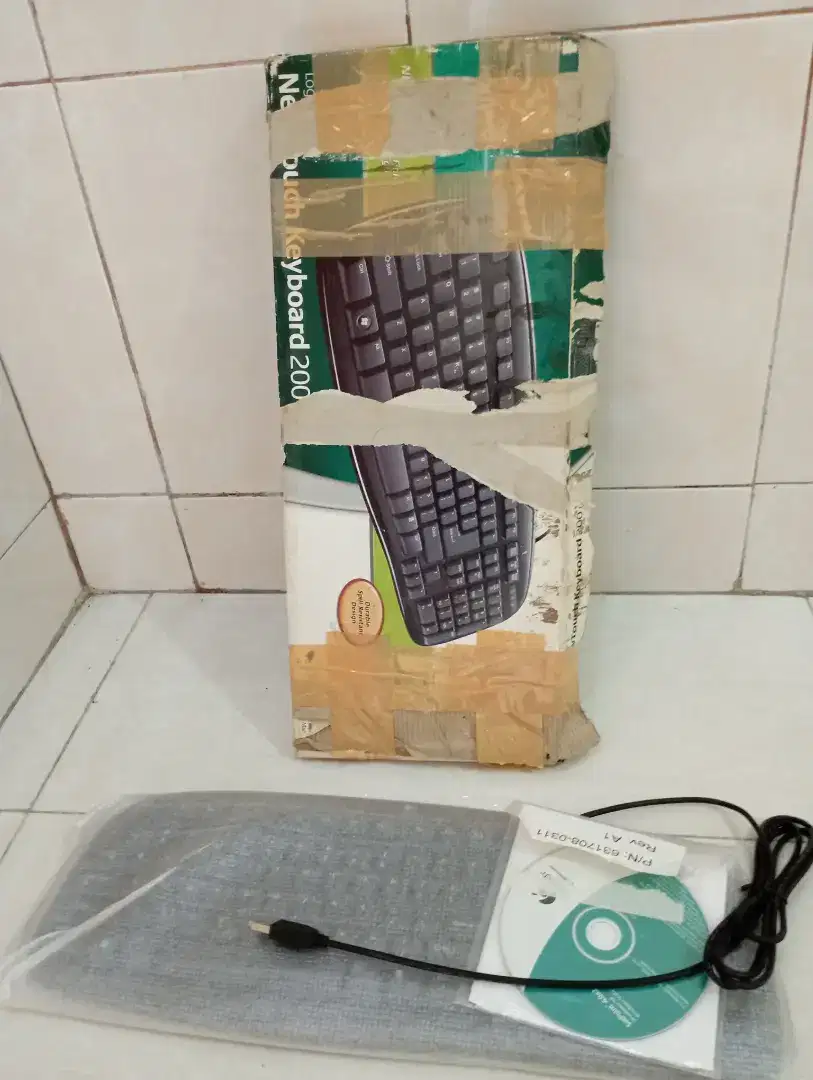 Keyboard logitech 200